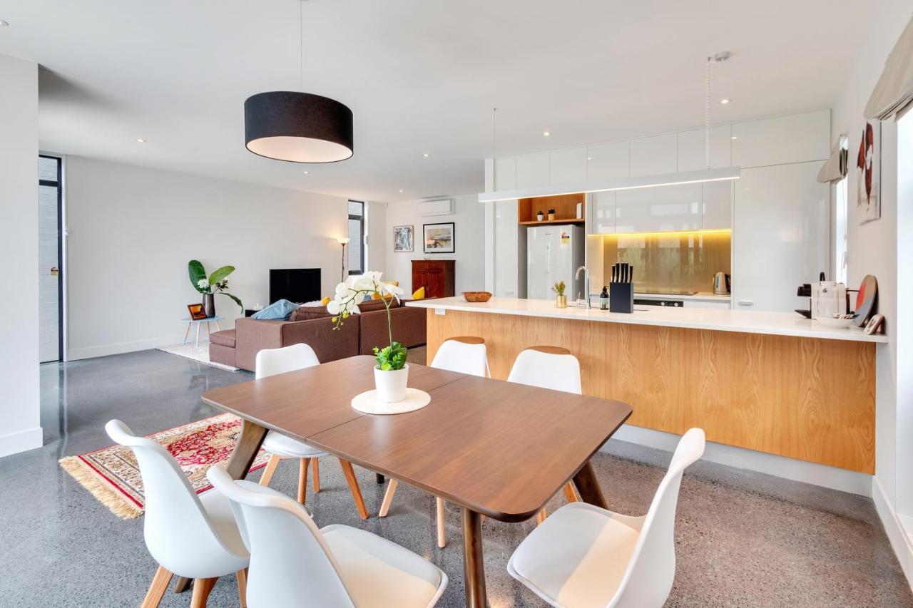 Blissful Breeze Townhouse With Parking And Patio Villa Auckland Kültér fotó